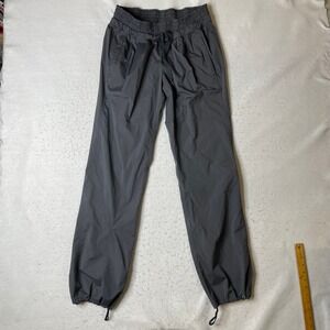 Lululemon Athletica Dance Studio Pant III Unlined Grey Size 6 Regular‎ Length